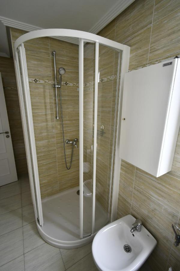 Appartement Apartamento céntrico reformado junto Plaza Guzmán à León Extérieur photo