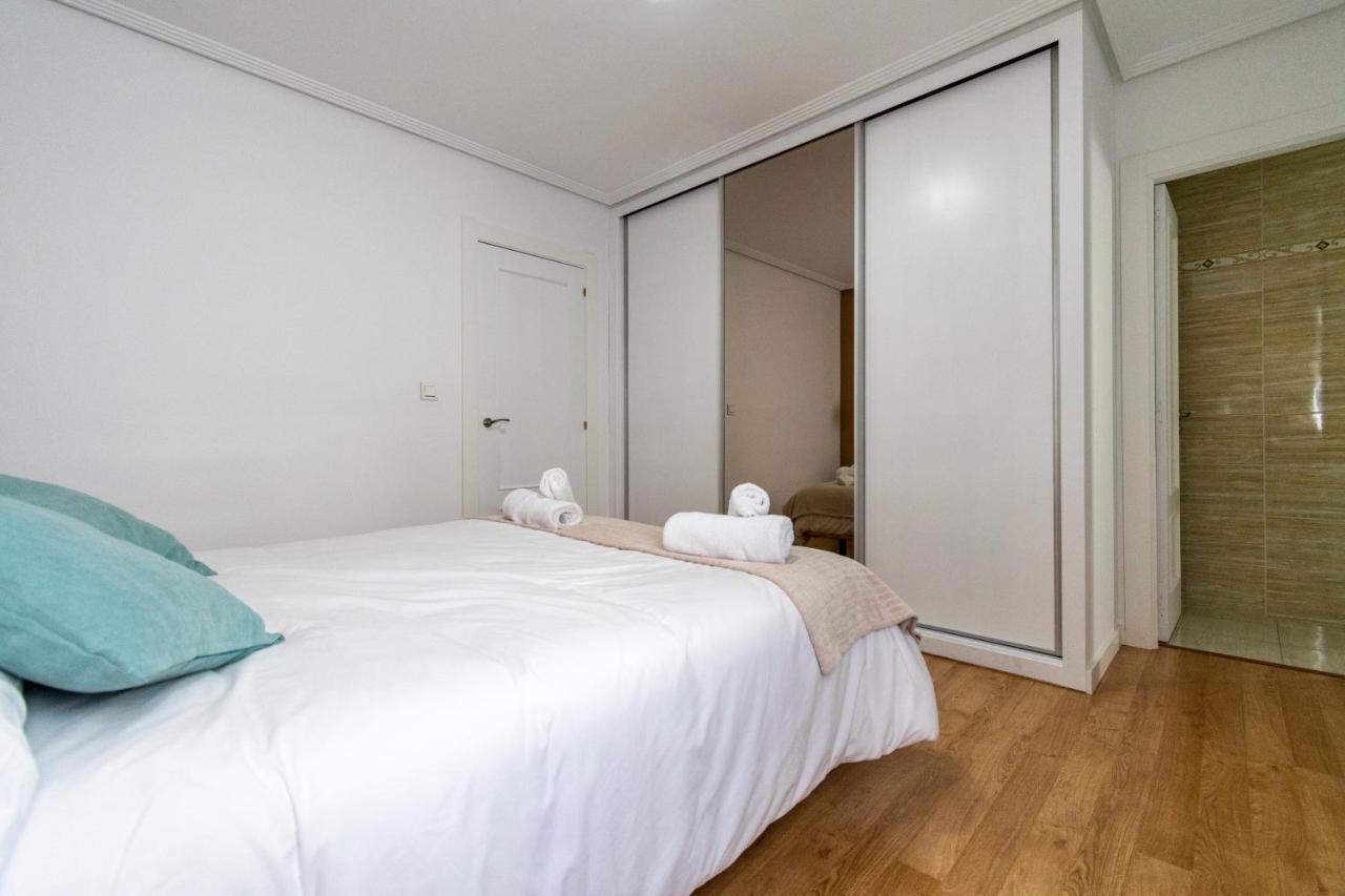 Appartement Apartamento céntrico reformado junto Plaza Guzmán à León Extérieur photo
